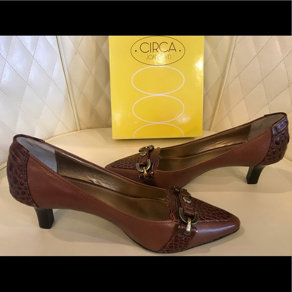 NEW Circa Joan & David Brown Shoes