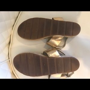 BCBGeneration Sandles