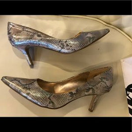 NEW Nine West Snake Print Shoes