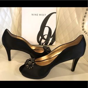 NEW Nine West Black Satin Shoes