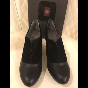 NEW Tsubo Black Shoes