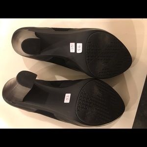 NEW Tsubo Black Shoes