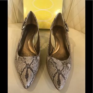 NEW Circa Joan & David Snake Print Shoe