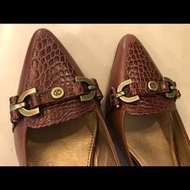 NEW Circa Joan & David Brown Shoes