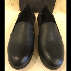 NEW Tsubo flat Black Shoes
