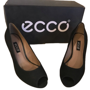 NEW Ecco Ouyen black shoes