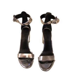 Kendal & Kylie silver Thick Platform Heel shoes size 6.5